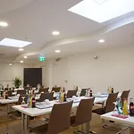 Trip Goethe Messe & Restaurant 3*