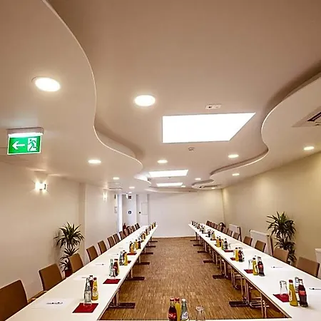 Trip Goethe Messe Frankfurt Otel
